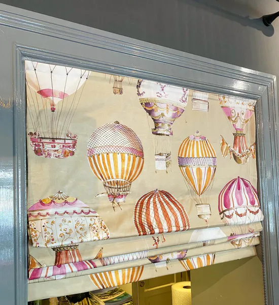 Hovedbilde Inspirasjon liftgardin baloons 
