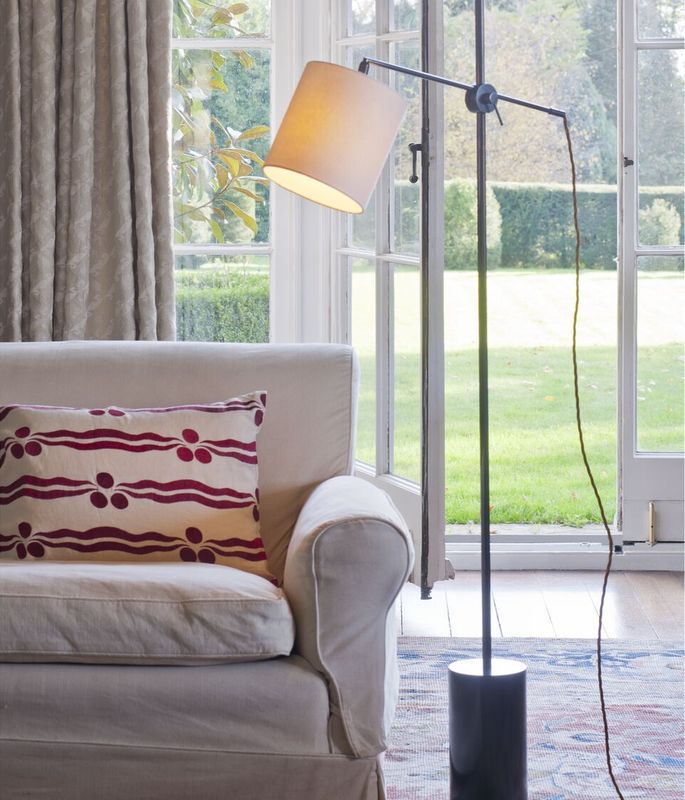 Farnham Floor Lamp Code: SL0052.BZ 