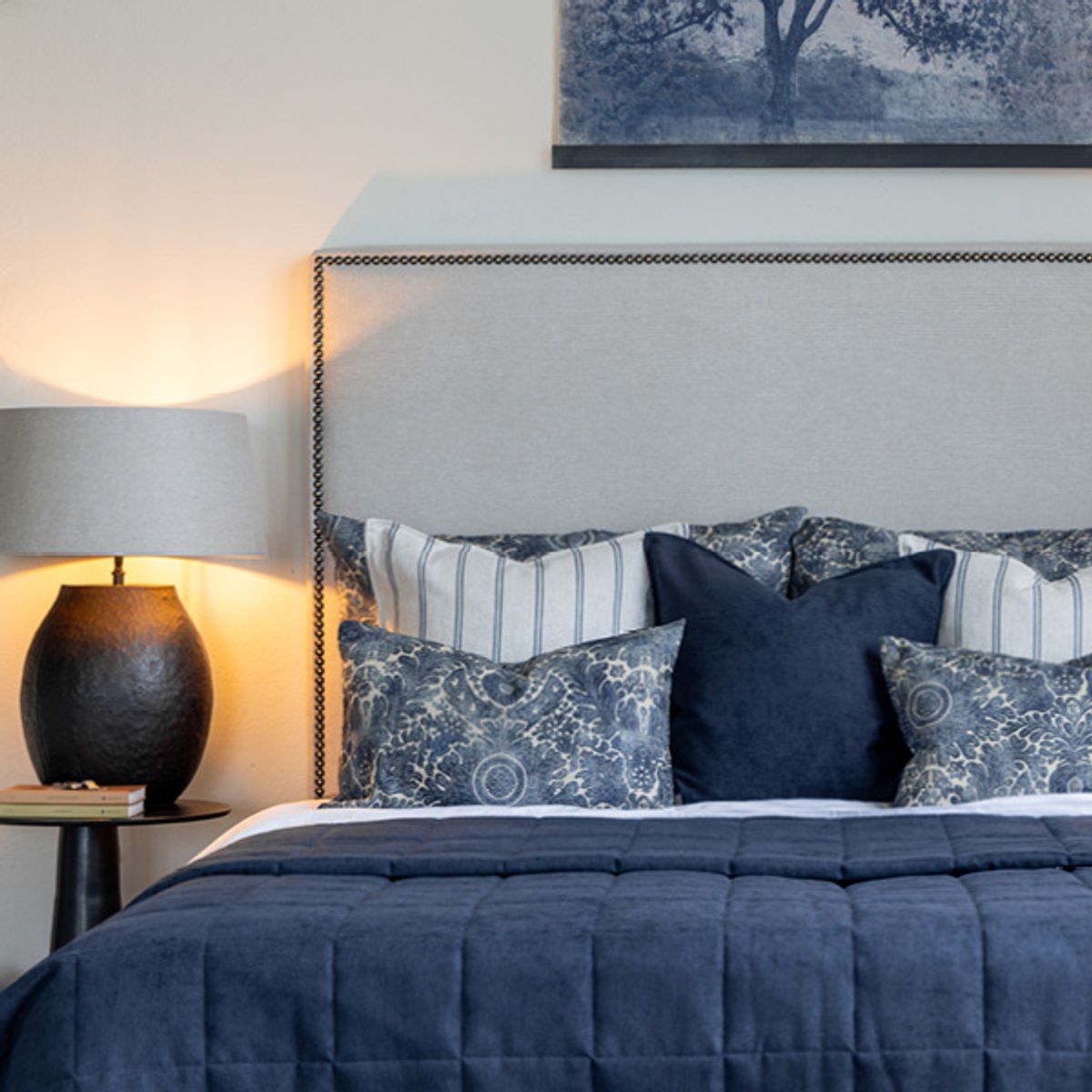 MEGHAN sengeoverkast 160x260cm    70-160-1001-07