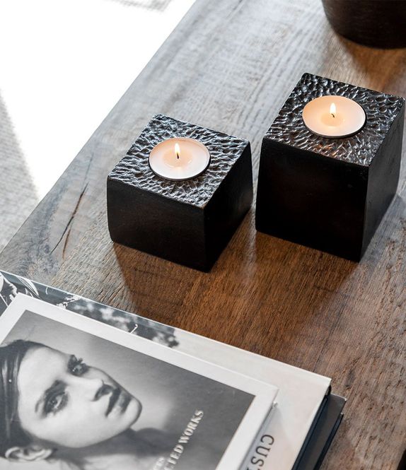 Hovedbilde TEALIGHT Antique bronze. Metall.