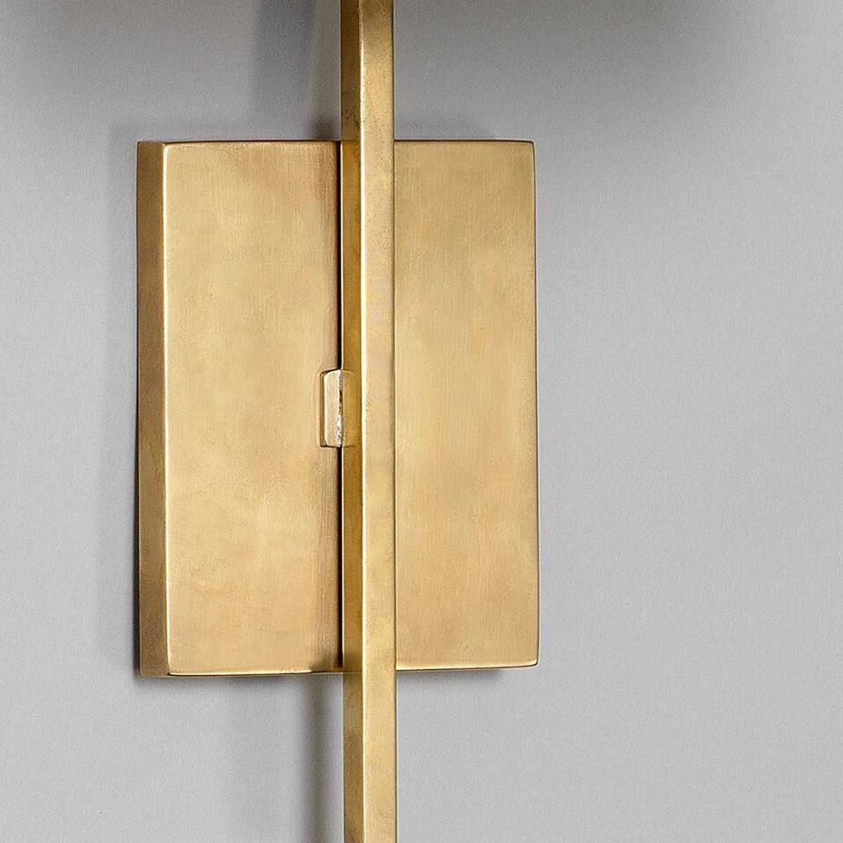 Lewes Long Arm Wall Light Code: WA0177.BR vegglampe