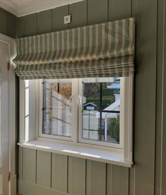 Hovedbilde Liftgardin i Tilney stripe F4864-07  Colour  ...