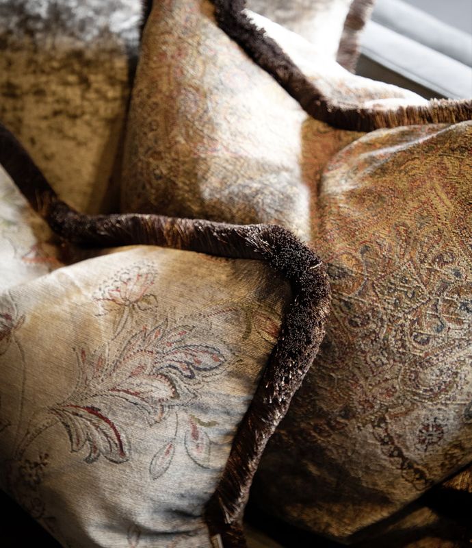 MIRALAGO FLOWER BEIGE putetrekki 50x50